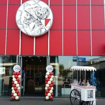 IJskar bij Ajax IJskar bij Ajax